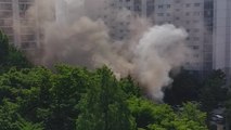 서울 방배동 아파트 상가서 불...3명 연기 들이마셔 / YTN