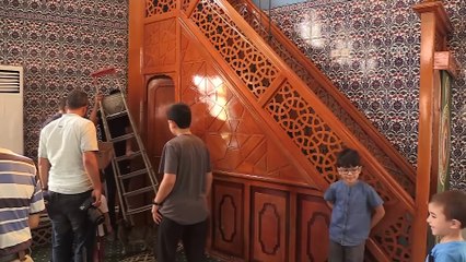 Camide yavrulayan kediye imam sahip çıktı - KIRIKKALE