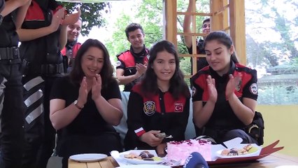 İki hastalıkla mücadele eden Elif doğum gününde polis oldu -  ANKARA