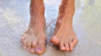 Wash Your Feet Right Way: शास्त्रीय विधान से पैर धोने से मिलते हैं ये लाभ | Boldsky