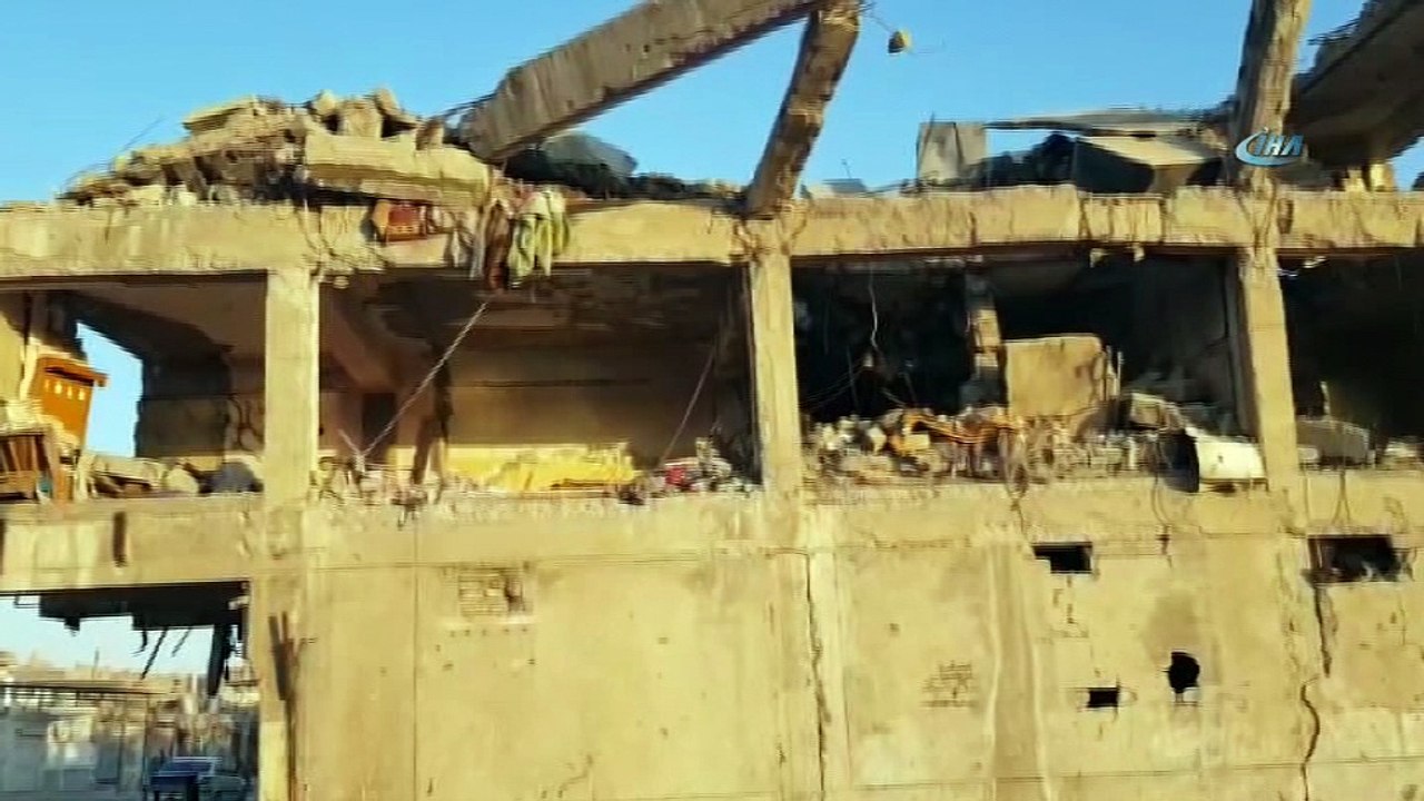 - Musul’da Geçtiğimiz Yıl Ramazan'da Bombalanan Tarihi Nuri Cami Hala Enkaz Halinde