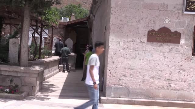 Ramazanın Maneviyatı Somuncu Baba'da Yaşanıyor