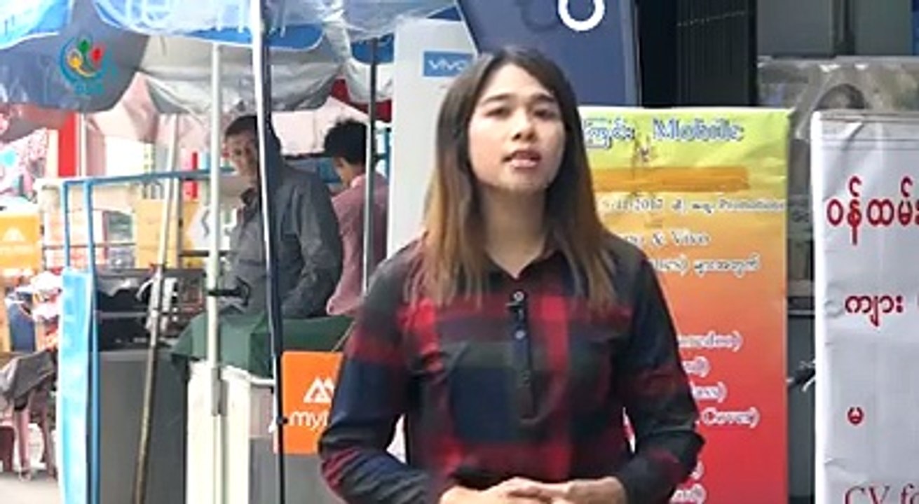 မိုဘိုုင္းလ္ဖုုန္းတစ္လံုုးဝယ္မယ္ဆိုုရင္ သံုုးစြဲသူေတြအေနနဲ႔ ေရြးခ်ယ္စရာေတြမ်ားျပားလာပါၿပီ။ ကင္မရာပိုုင္းအားသာတာဝယ္မလား၊ ဒီဇိုုင္းပိုုင္းသာလြန္တာေရြးဝယ္မလား၊ ဂိမ