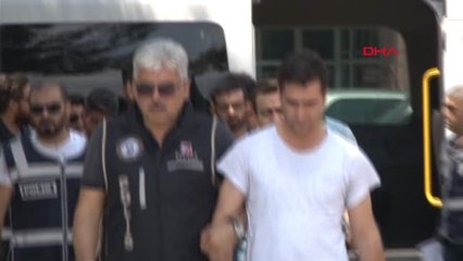 Adana'da Fetö'nün Hijyen Evlerine Baskın 25 Gözaltı