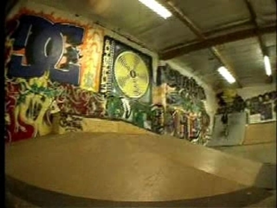 Ollie 360 kickflip (skateboard)