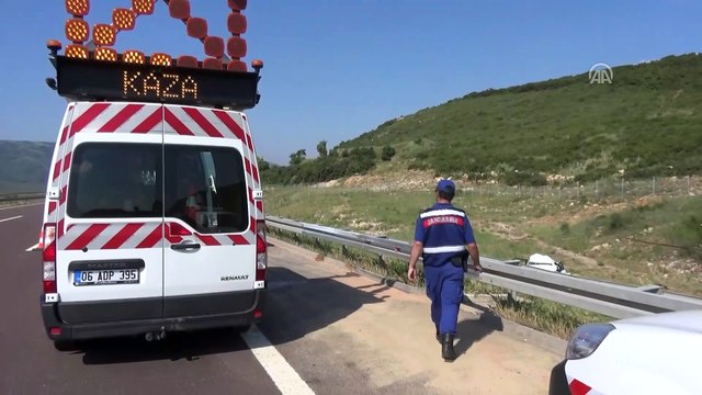 Otomobil şarampole devrildi: 1 ölü, 1 yaralı - BURSA