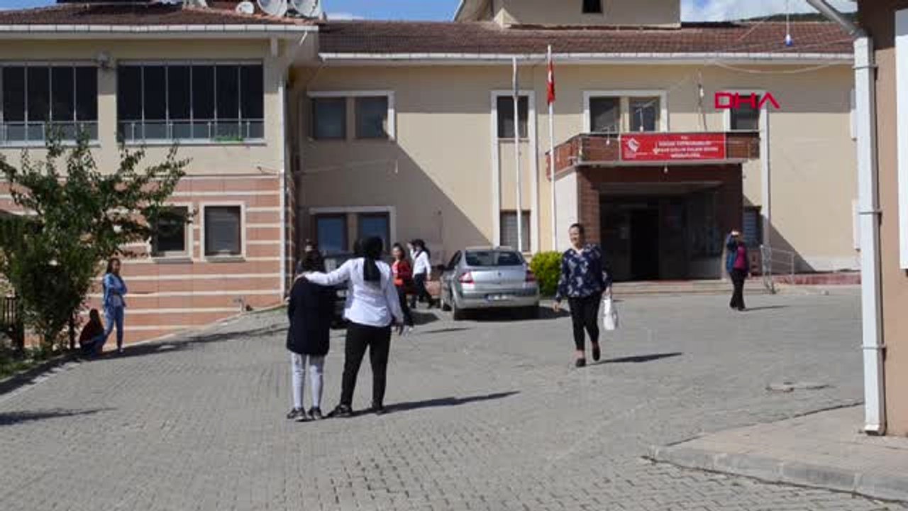 Tokat Tokat'ta Bulunan Kayıp Çocuklardan 2'si Ailelerine Teslim Edildi Ek Hd
