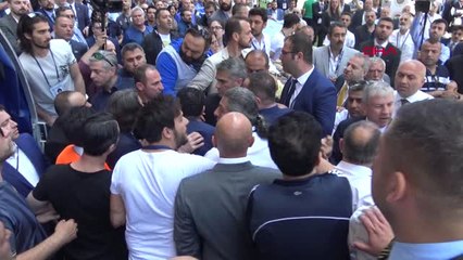 Spor Fenerbahçe Olağan Seçimli Genel Kurulu'nda Arbede -Hd