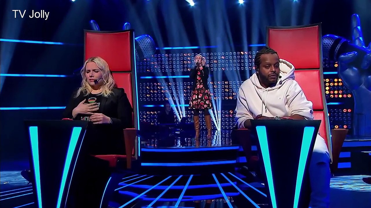 Top 10 Most Surprising The Voice Blind Auditions ( no 5 )
