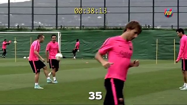 TOP Skills - Xavi, Iniesta - Sergio Busquets / مهارات خارقة من إبداع ثلاثي وسط برشلونة