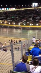 Ce spectateur a trouvé l'endroit parfait pour bien voir la course