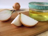 4 Benefits of Sleeping with Onions on Your Feet