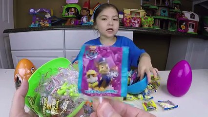 Hailey Opens Giant Eggs Surprise w/ Finding Dory, Disney Frozen, SpongeBob & Paw Patrol Stuff Inside