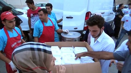 Kilis Belediyesi ve Malezyalı dernekten iftar yemeği