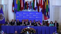 Maduro se congratula de dejar OEA, ante posible suspensión