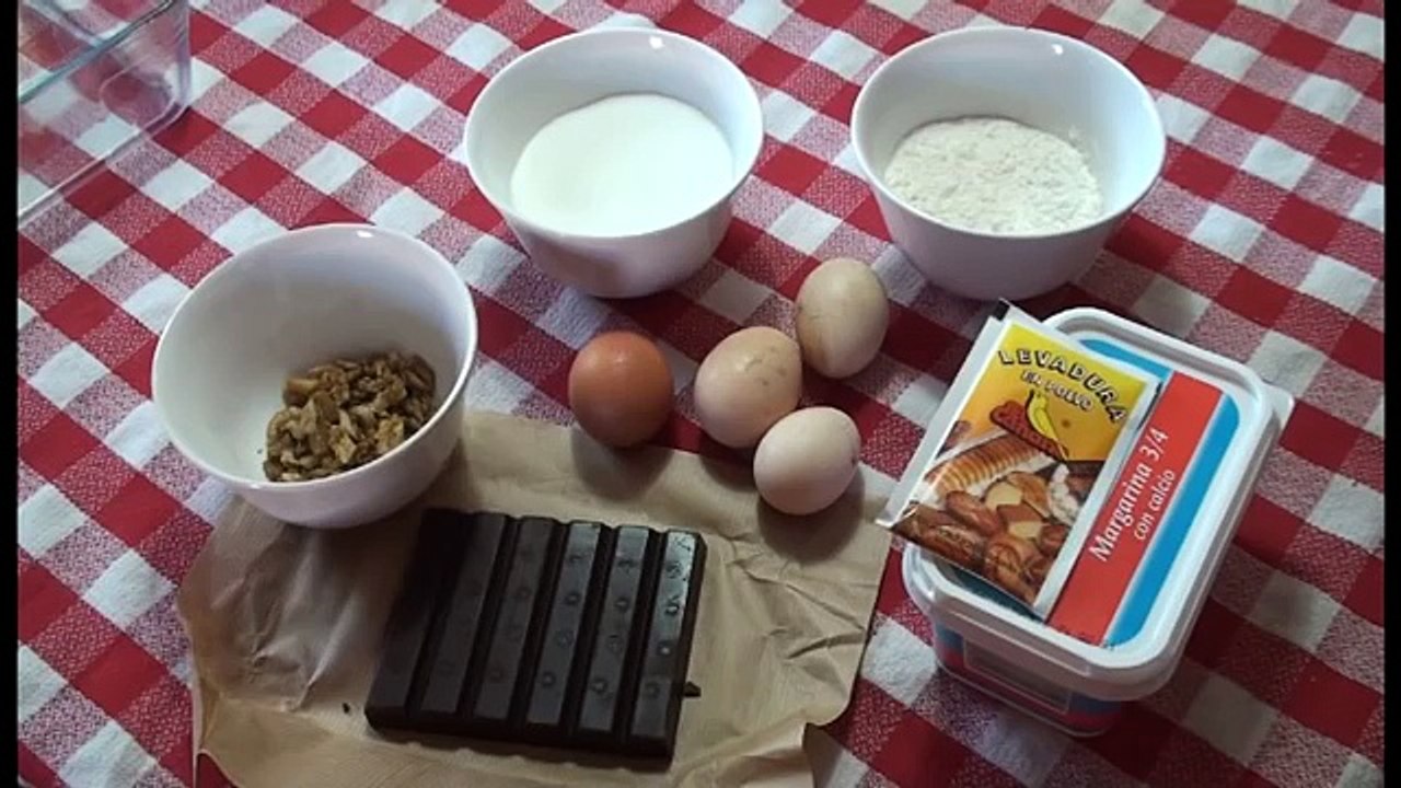 BROWNIE de CHOCOLATE (rápido y muy fácil!)