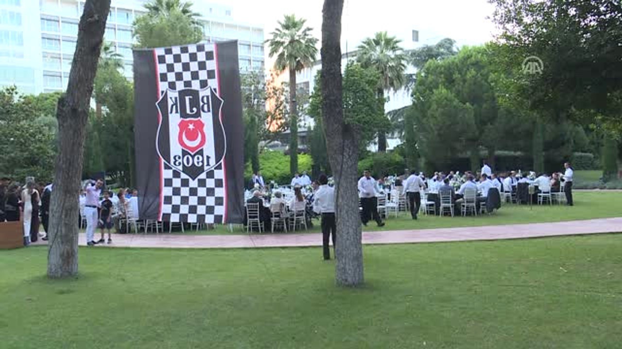 Beşiktaş Başkanı Orman, İzmir'de