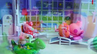 Свинка Пеппа Как папа свин познакомился с мамой свинкой Видео для детей с игрушками. Peppa Pig