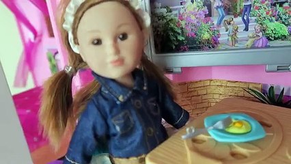 My Life As Doll Libby Gets Hurt - Playing With The Real Doll Fan! (Frozen Queen Elsa Babysits)