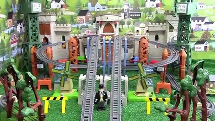 Descargar video: THOMAS AND FRIENDS The Great Race #153 TRACKMASTER TOY TRAINS Thomas and Friends Toys