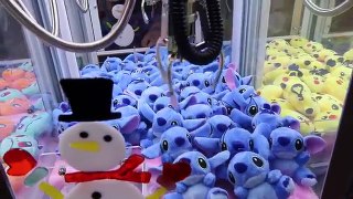 Neofuns Arcade - Playing POKEMON Claw Machines!!!