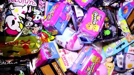 Télécharger la video: Random Blind Bag Box Episode #306 - Unicorno, MLP, Pusheen, Shopkins Food Fair Season 2, Tsum Tsum