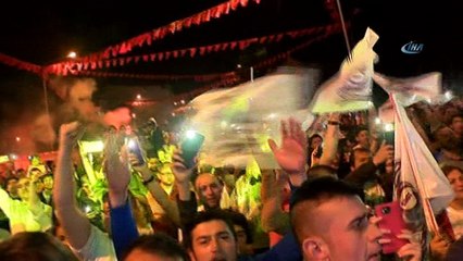 Süper Lig’e yükselen Afyon Belediyespor Basketbol takımı şampiyonluğu kutladı