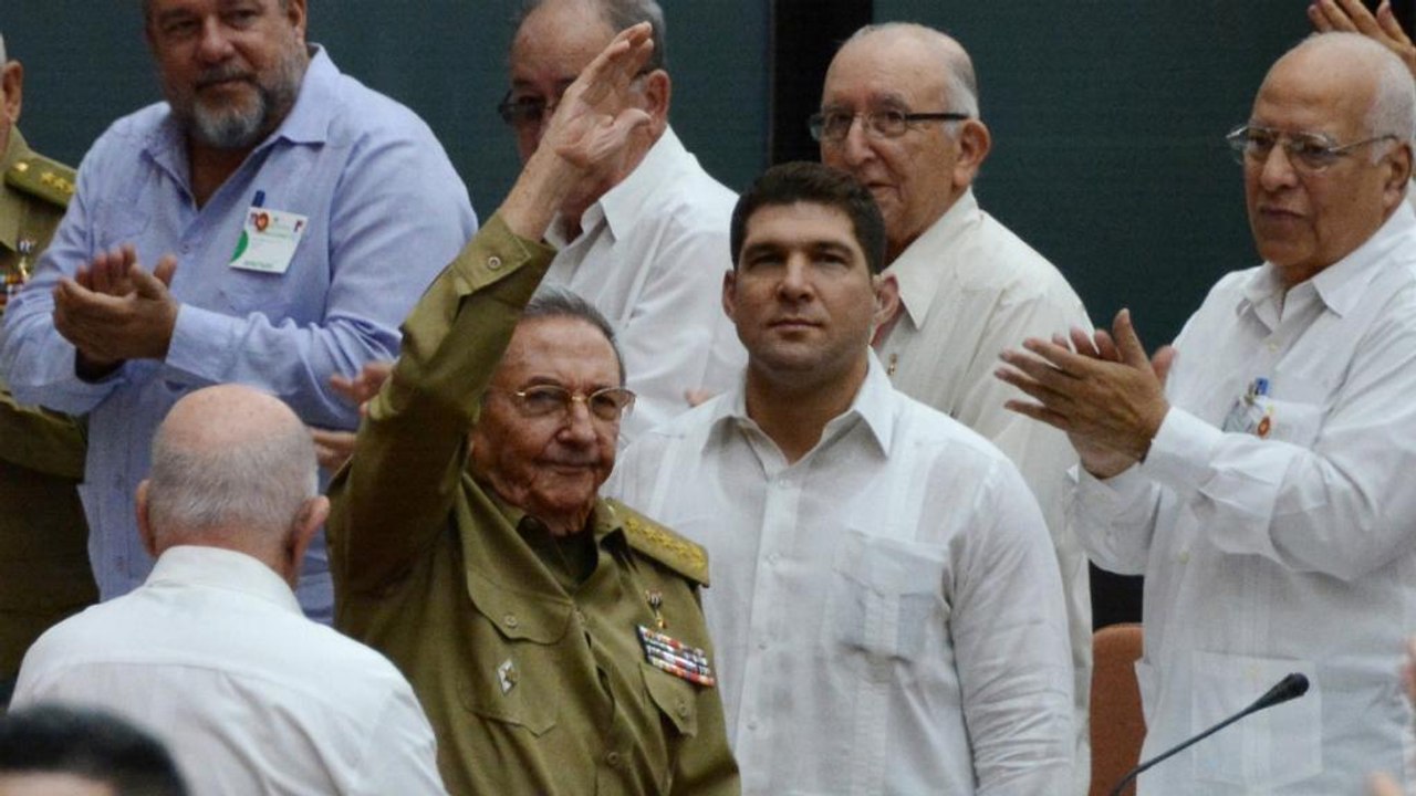 Raul Castro nomeado para modernizar Constituição cubana