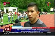 Jugadores de la selección recibieron hinchas en entrenamiento