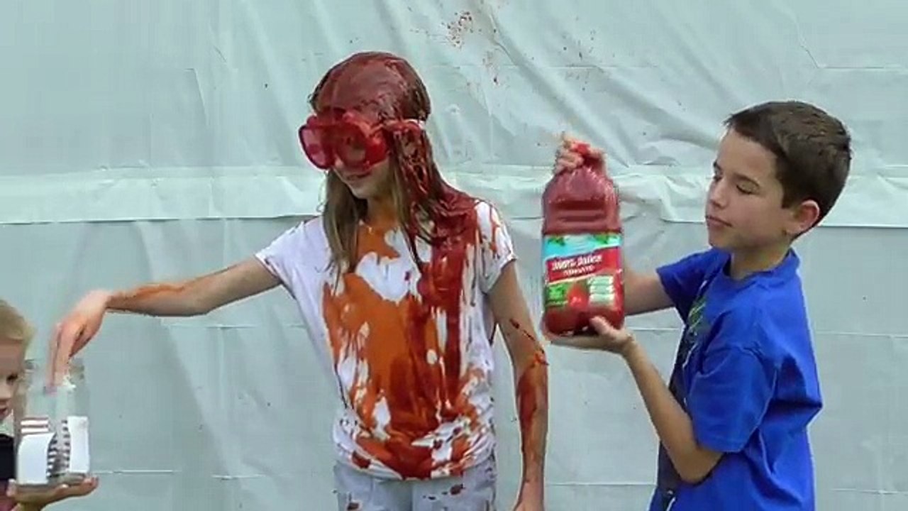 The Tomato Challenge: Eat it or Wear it!