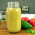 Un délicieux smoothie brûle-graisses pomme menthe et concombre par Cookin' Movie, parfait pour une pause dans la journée !