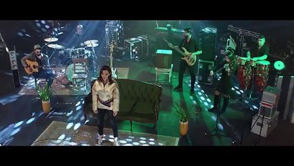 Burcu Güneş - Oy Beni Vurun