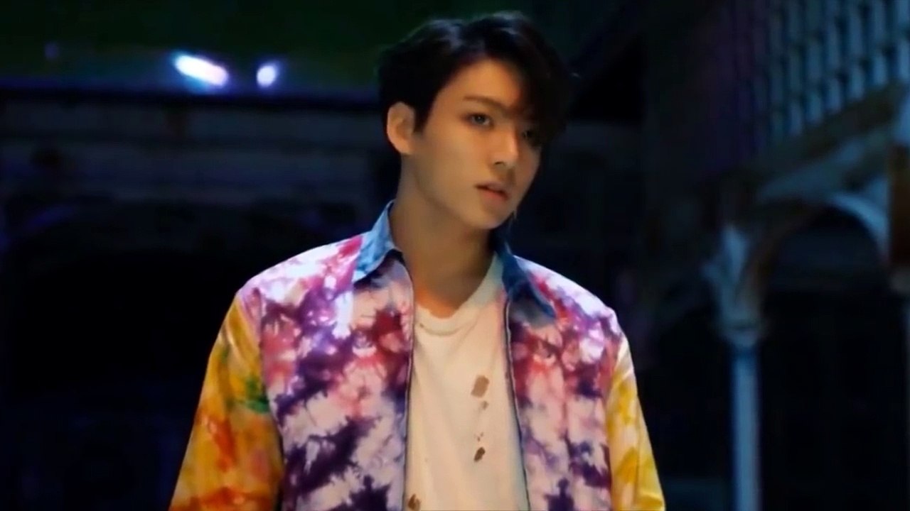 Lo que NO VISTE de BTS FAKE LOVE (Extended ver.) | SisiuveMustDie