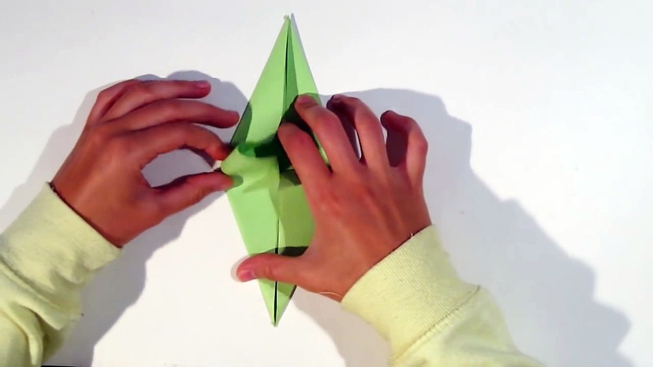 Easter Origami Rooster / hen - Tutorial - How to make an origami rooster / hen