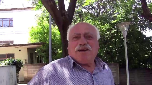 Yuvadan düşen yavru karga zor anlar yaşattı - DÜZCE