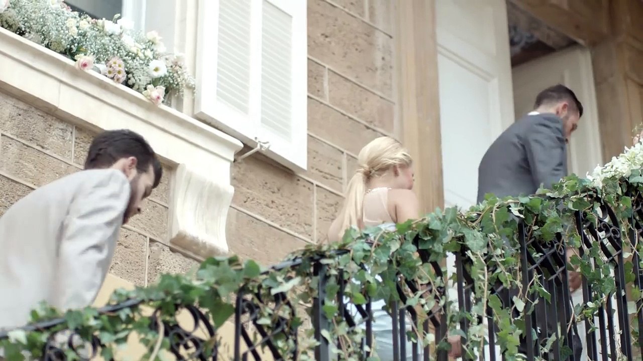 Yara - Beyt Habibi [Official Clip] - يارا - بيت حبيبي