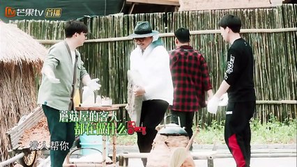 《向往的生活2》：蘑菇屋营业遇危机？何托尼向往理发厅遇上最强劲敌！ Back to Field S02【湖南卫视官方频道】