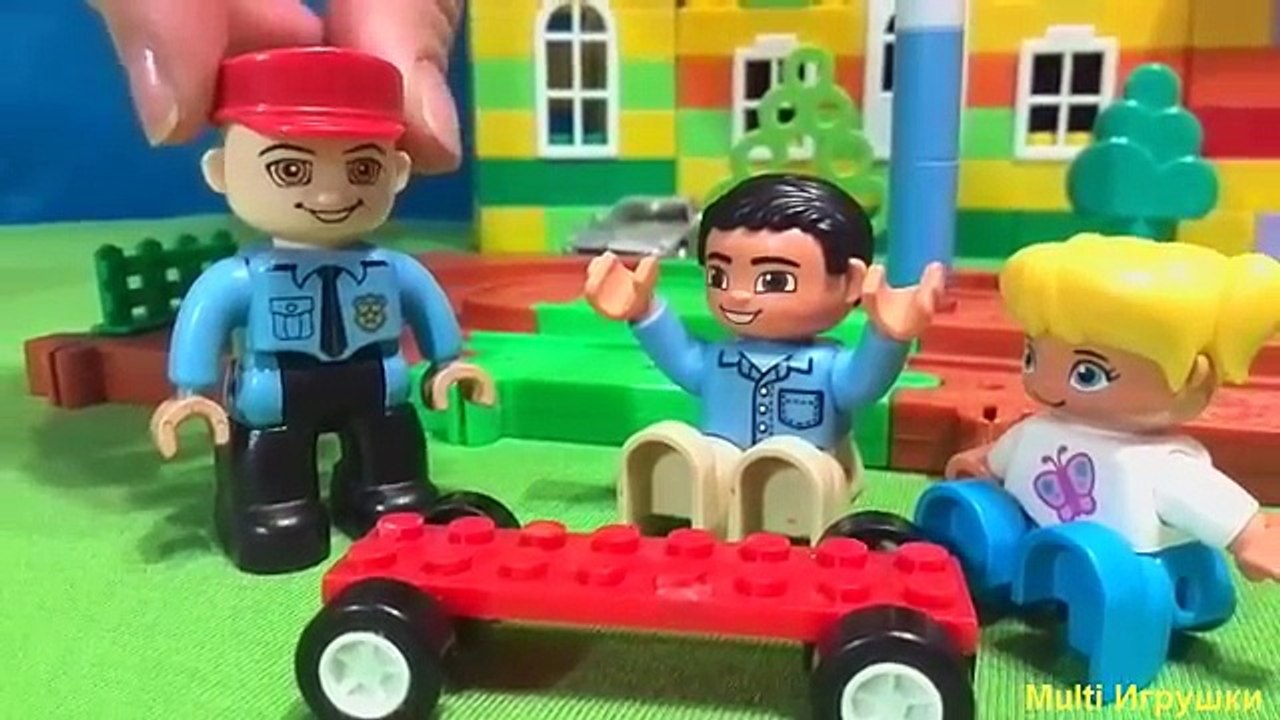 Мультики для детей. Полицейские машинки в ЛЕГО мультике. Опасная езда на скейте.