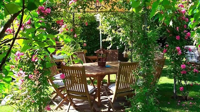 Design ideas Lovely Courtyard - Garden Design Ideas 2020