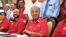Tun M: We are finding solutions over AG issue [Full PC]