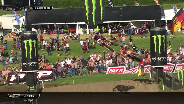 Jeffrey Herlings passes Antonio Cairoli winning the MXGP of Great Britain