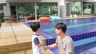 Funny Kids Video Water Pool Villa Indoor Playground Family Fun Play Time