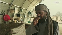 أبو عمري المصري - الحلقة 18 - فخر يصبح أبو عمر النسر وحسين يضغط عليه لتنفيذ عملية إرهابية.mp4