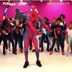 @Ghetto.Spider Dancing To Classic Song