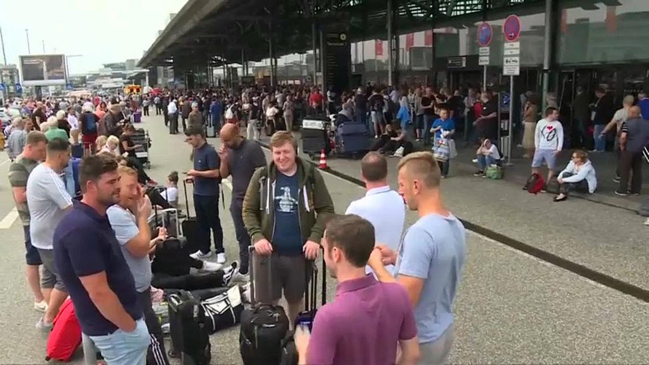 Hamburg: Fieberhafte Fehlersuche nach Flughafen-Blackout