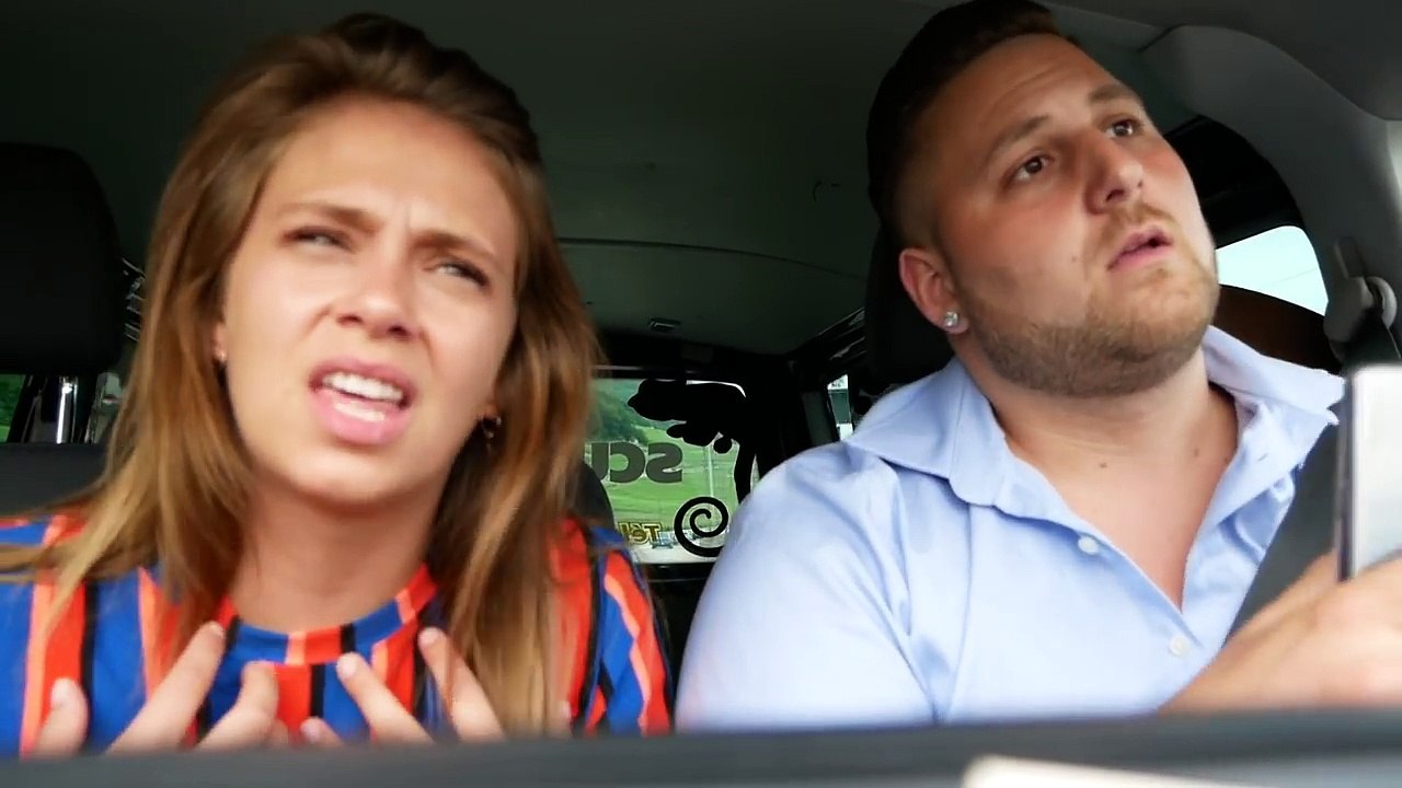 MUSIQUE PORTUGAISE DANS LA VOITURE