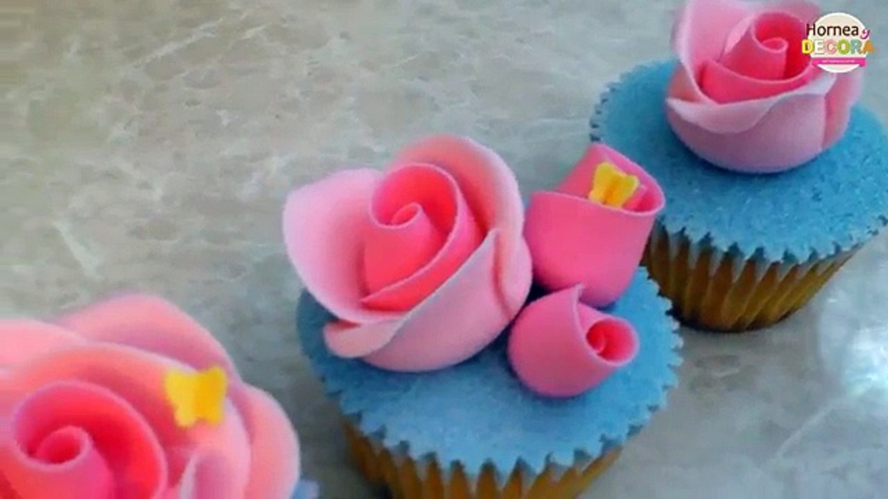 MINI ROSAS DE FONDANT (sin cortadores) / #35