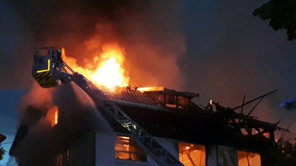 Annecy : un immeuble en feu rue du Pont-Neuf