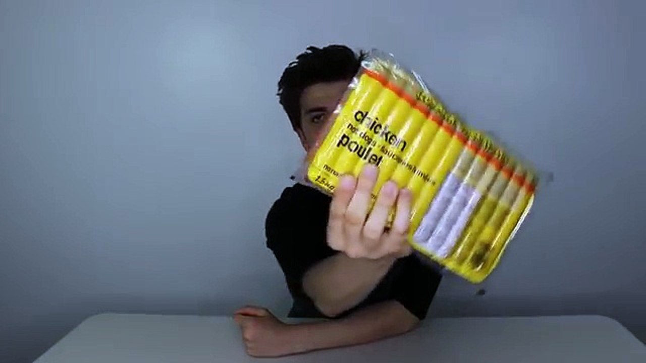 MASSIVE HOT DOGS CHALLENGE!!