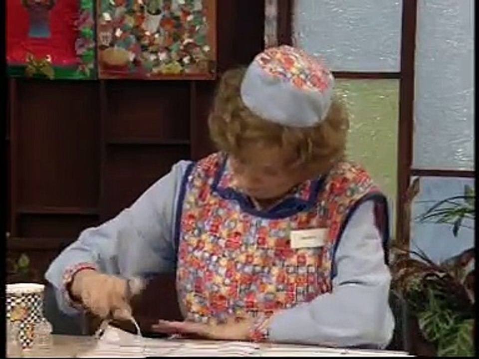 Dinnerladies S01E04 BBC Moods